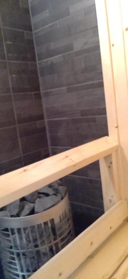 55 Nelioeinen Tilava Rivitalokaksio, 1-4Hloe, Taeydellinen Keittioe, Uudet Kodinkoneet, Laadukas Sauna, Tv, Netflix, Wifi, Kuivaava Pyykinpesukone, Itsekirjautuminen 24H, Avainsaeiloeboxi Koodilla Seinäjoki Dış mekan fotoğraf